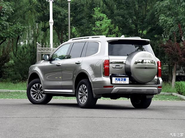 Great Wall Motor Tank 500 2022 Sports Edition Trial Loading Car