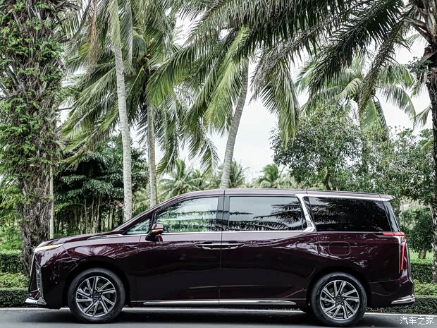 SAIC Chase SAIC Chase MAXUS G90 2022 2.0T Basic Model
