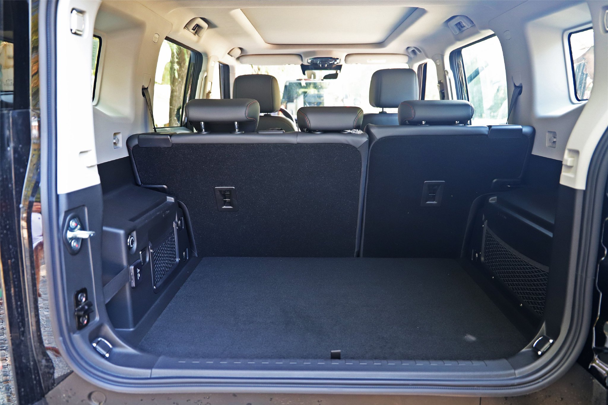 The appearance is eye-catching! Pre-test-drive express traveler