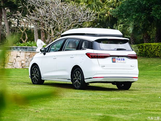 BYD Song MAX New Energy 2022 DM-i 105KM Executive Edition