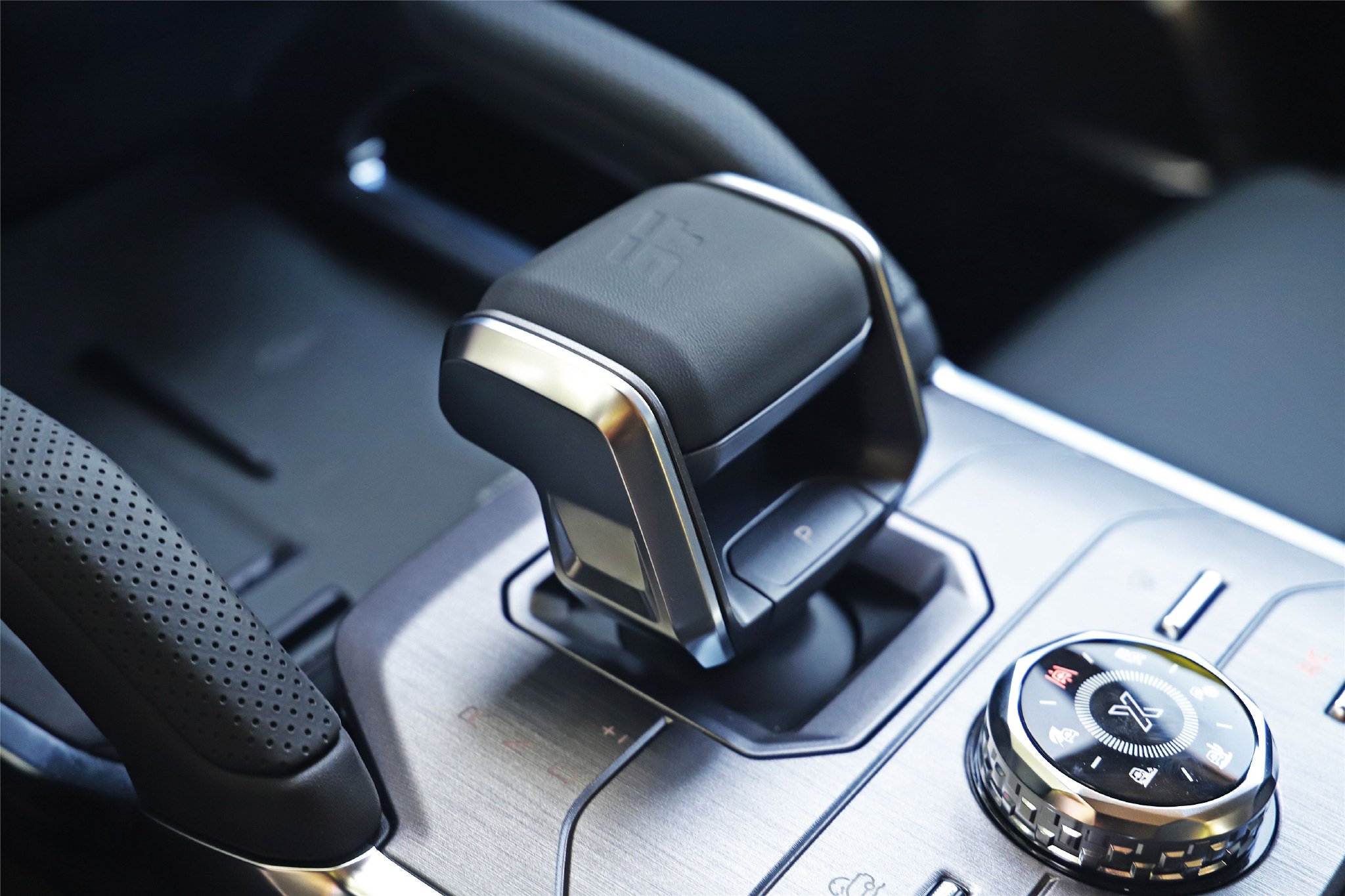 The appearance is eye-catching! Pre-test-drive express traveler