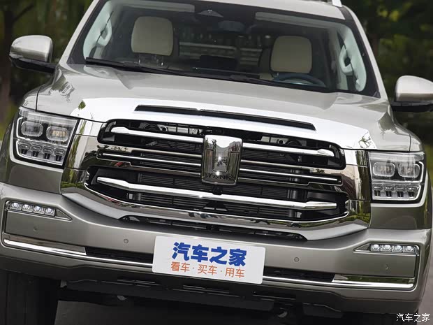 Great Wall Motor Tank 500 2022 Sports Edition Trial Loading Car