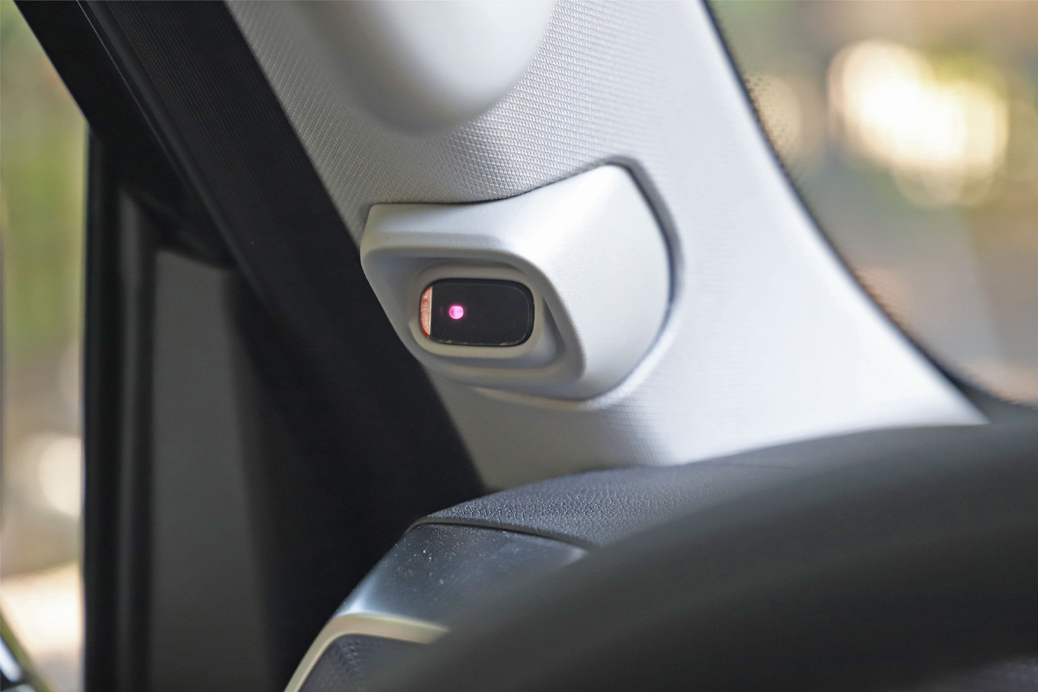 The appearance is eye-catching! Pre-test-drive express traveler